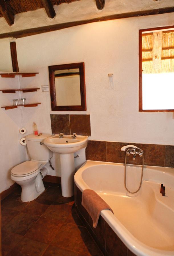 Nkwazi Lake Lodge Pongola Eksteriør bilde